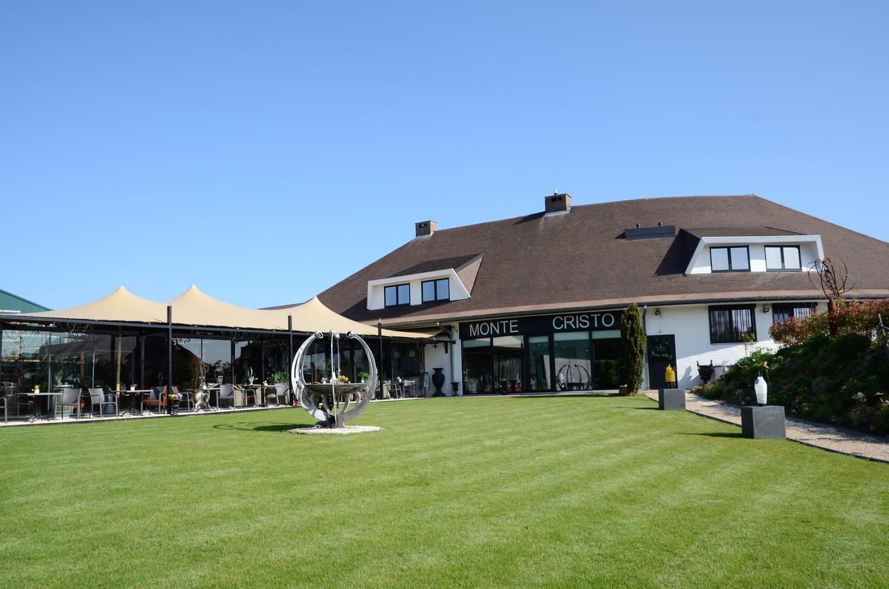Hotel Monte Cristo Hoeselt Exterior foto